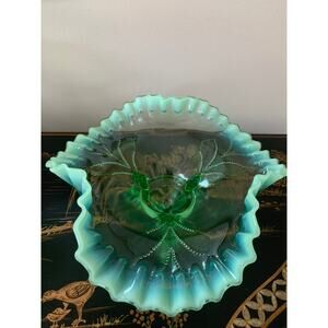 Vintage Jefferson Glass Green Opalescent Glass Tripod Pedestal Ruffled Edge Bowl